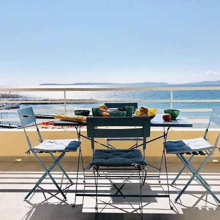 T3 Front De Mer Dernier Etage Vue Mer Petit Havre De Paix Pour Vos Vacances Emplacement Unique Vue Mer Panoramique A 180 Degres Pour Ce T3 En Face De La Plage Front De Mer Vue Sur Les Iles 5 Et Dernier Etage Avec Ascenseur 勒拉旺杜 外观 照片
