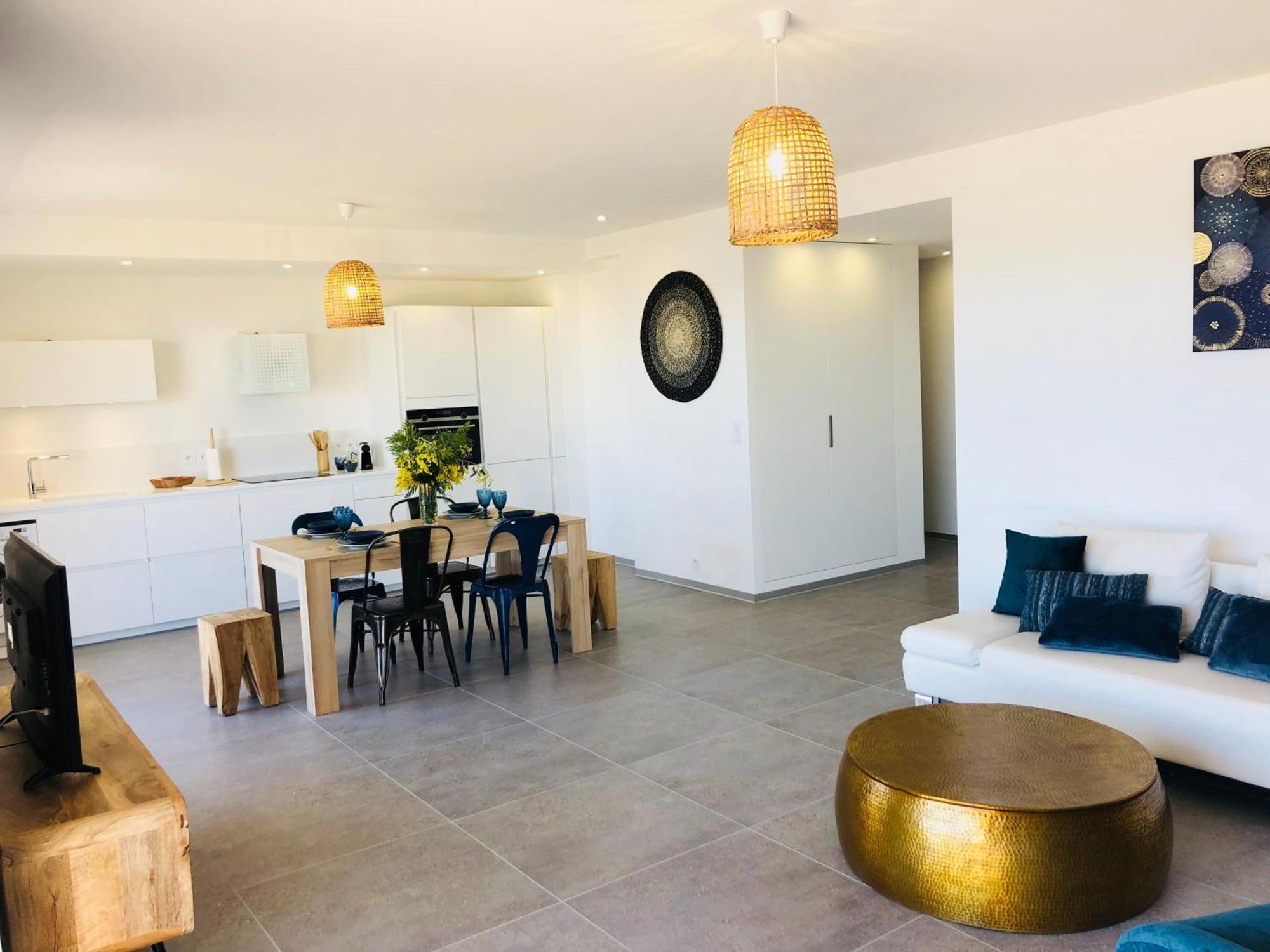 T3 Front De Mer Dernier Etage Vue Mer Petit Havre De Paix Pour Vos Vacances Emplacement Unique Vue Mer Panoramique A 180 Degres Pour Ce T3 En Face De La Plage Front De Mer Vue Sur Les Iles 5 Et Dernier Etage Avec Ascenseur 勒拉旺杜 外观 照片